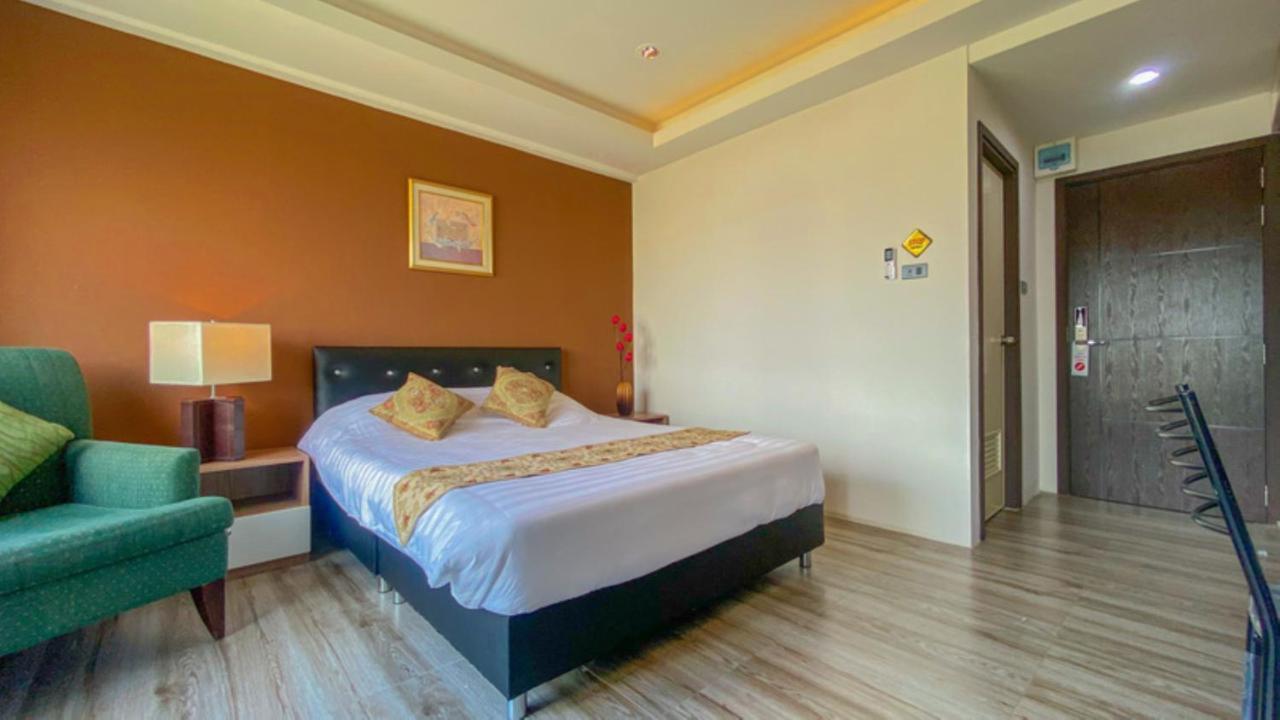 Plearnwan Deluxe Mansion Ξενοδοχείο Μπανγκόκ Εξωτερικό φωτογραφία
